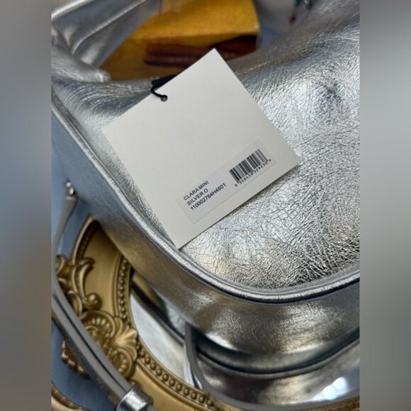 🆕 OROTON 🧿 NWT Clara Mini Convertible Crossbody Bag, Crinkle Silver Leather - Picture 14 of 16